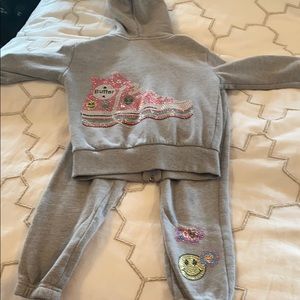 Kids bedazzled sweatsuit
